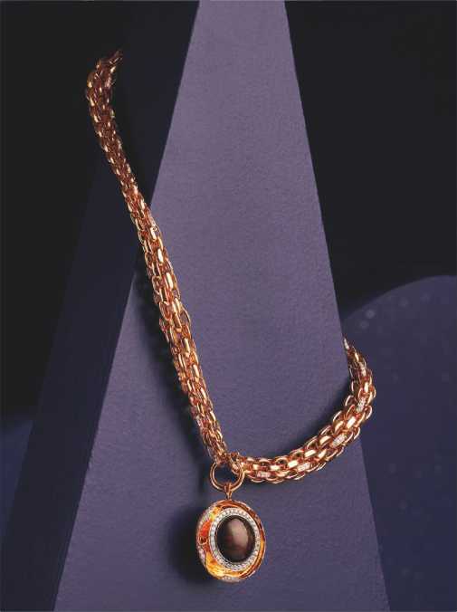 03-ELIZABETH TAYLOR artisan award 2022 - Second runner-up - Necklace-cum-bracelet designed by Divya Banjare; manufactured by Vummidi Bangaru Jewellers