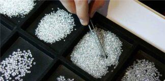 Diamond Trading Reflects Market Split-Rapaport