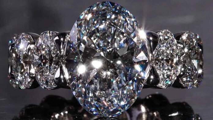 Grammy-winning rapper Drake buys new 13-diamond Godfather ring