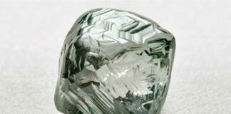 De Beers 8th sight sells 22% less rough diamonds