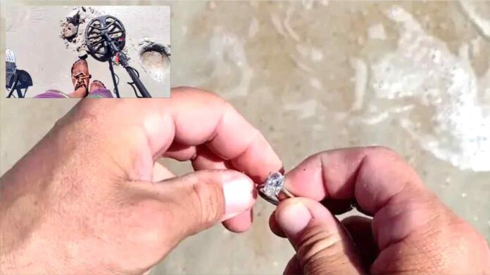 A man in the USA returned a diamond ring worth $40,000 to the owner