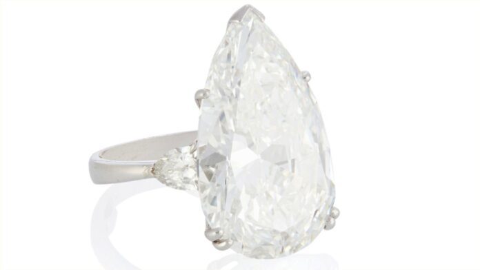 25.80-carat diamond ring fetched $979K at John Moran auction-1