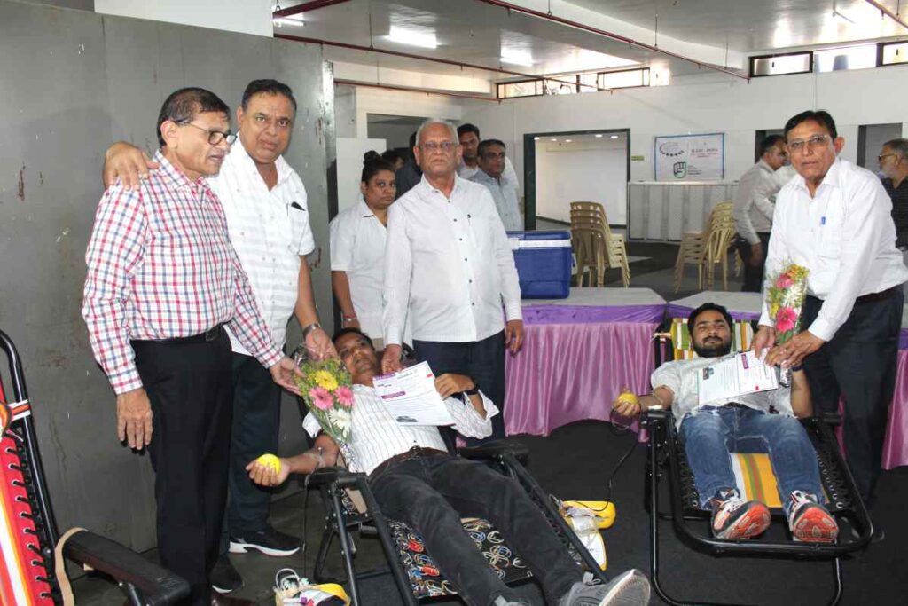 Blood Donation and Health Check-up Camp organized by Surat Diamond Association-4