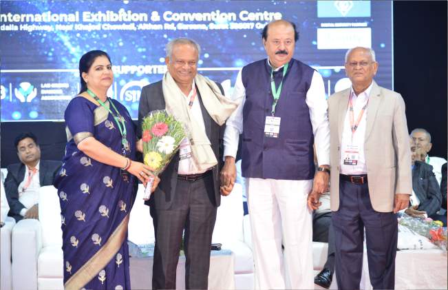 Grand opening of CARATS - Surat Diamond Expo organized by Surat Diamond Association-6