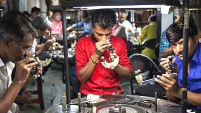 Diamond market remains subdued in June Rough imports and polished exports fall sharply-1