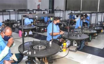 Foreign companies started setting up diamond factories in Surat