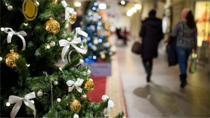 US holiday market sales growth expected to slow