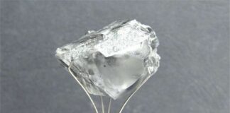 Gem Diamonds yielded from 102 carat rough diamond Letšeng Mine