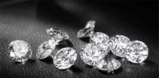 The move to ban Russia's diamonds from January 1 has sparked concern in the Indian diamond industry