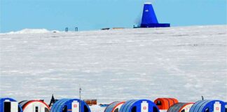 Canadian government handed over control of the diamond-rich Nunavut territory to the state