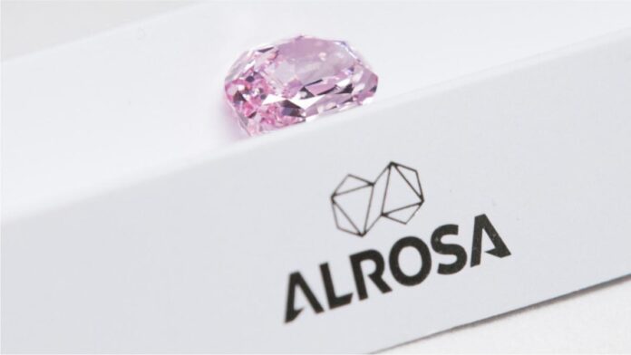 ALROSA presents pink diamonds collection from Russia that took 6 years to put together