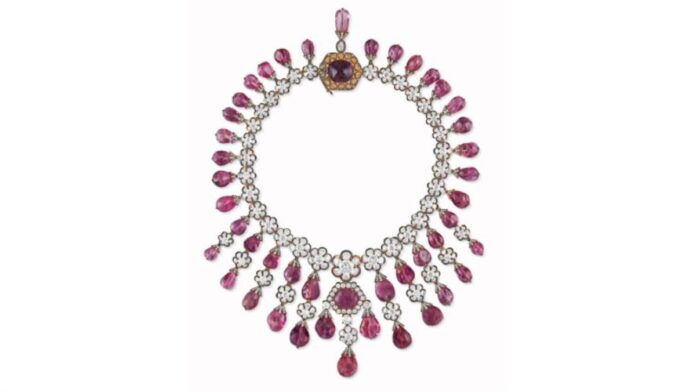 Auction of stunning jewellery of emerging artistry from both India and Europe-1