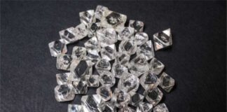 Alrosa get triple A credit rating