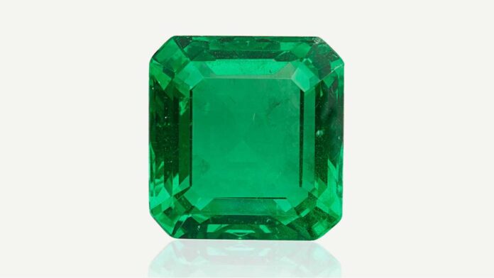 Colombian emerald sold for twice its estimate at Christies auction in Paris