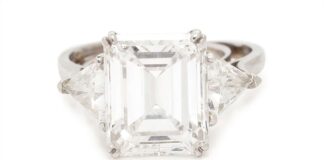 Hindman Auction House offered 7-carat diamond ring at Chicago auction-1