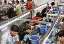 Recession in diamond industry 3 holidays declares for Diwali in diamond factories of Surat