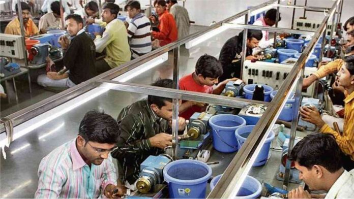 Recession in diamond industry 3 holidays declares for Diwali in diamond factories of Surat