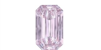 7-carat pink-diamond ring is center of attraction at Sothebys auction-1