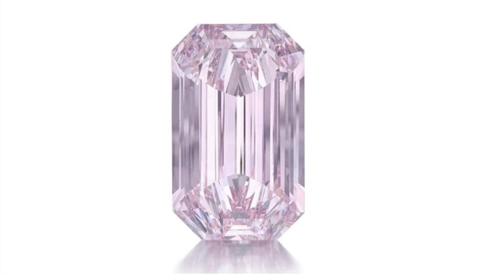 7-carat pink-diamond ring is center of attraction at Sothebys auction-1