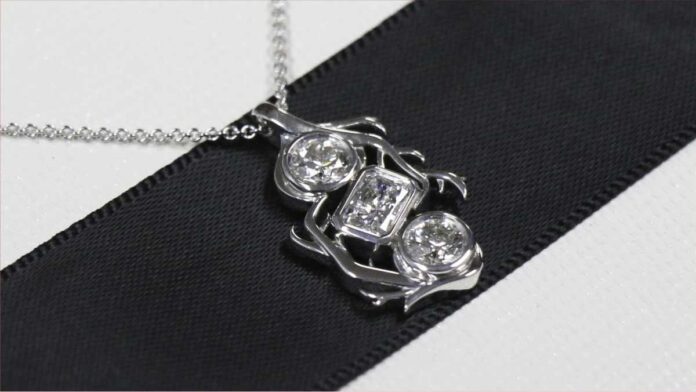 NWT Canadian diamond miners collaborate for charity auction of pendant