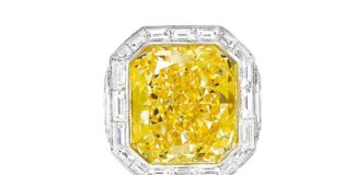 16-carat yellow diamond ring topped the Polly auction-1