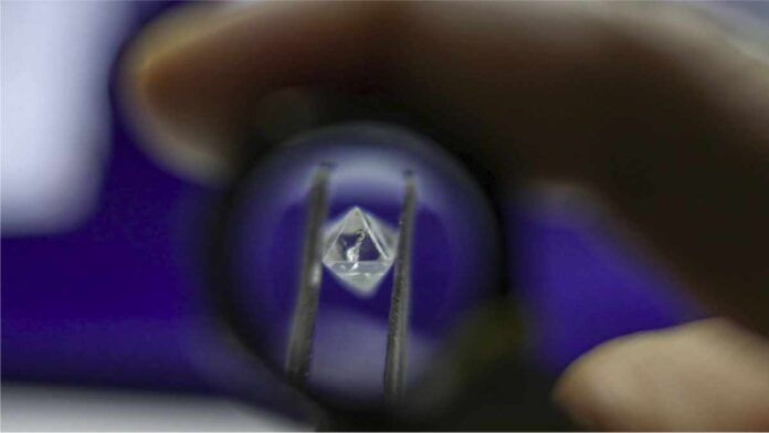 De Beers hoards biggest diamond since 2008 crisis amid slump in demand