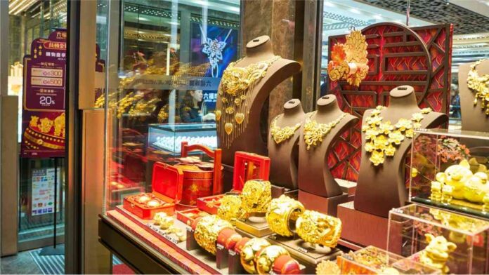 Hong Kongs Look Fook Jewellery sees 50 percent 6 month profit drop