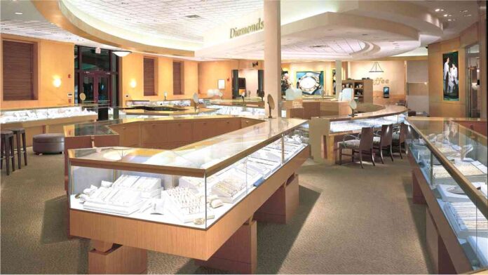 Signet Jewelers sales fall in third quarter