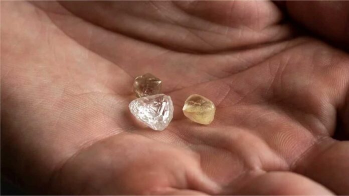 Diamond market turmoil Anglo American warns De Beers of production cut